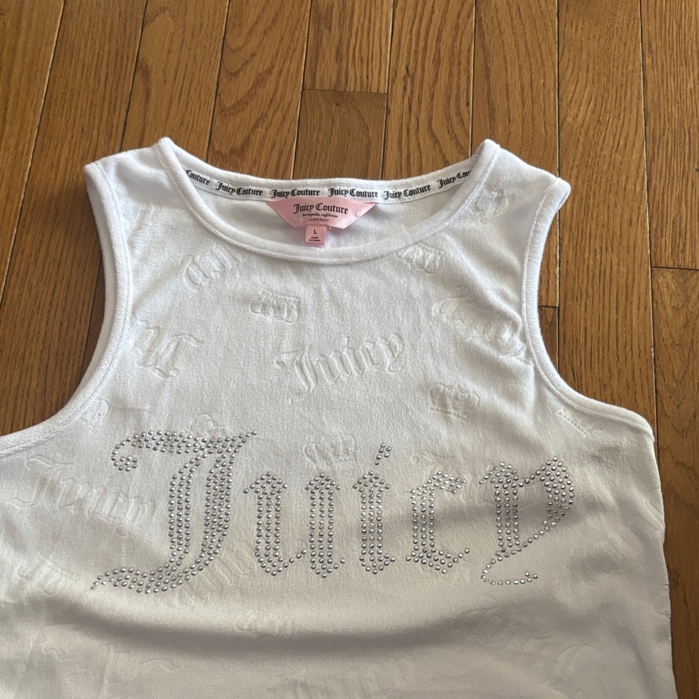 Juicy Couture White Tank and Shorts Pajama Set (never been worn) - Picture 3 of 5